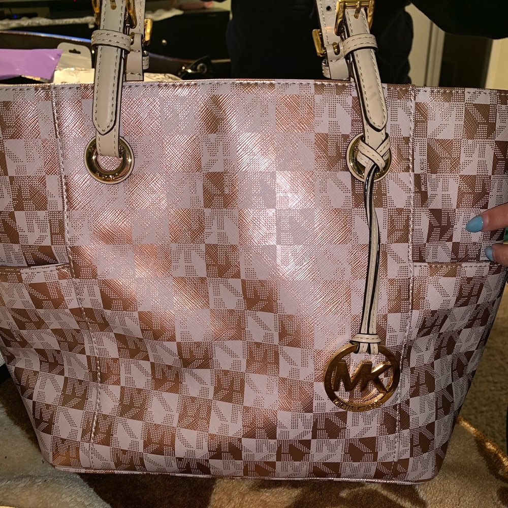 Michael Kors Large Rosegold Checkerboard tote